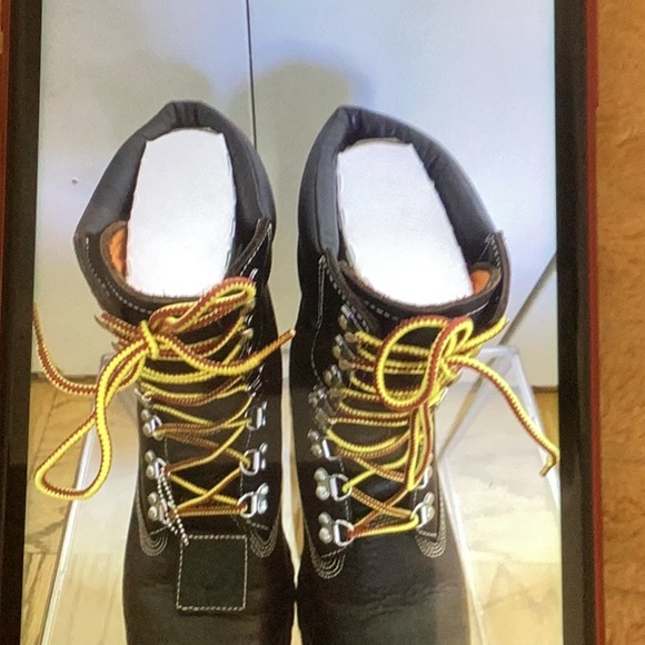 Timberland - Picture 3 of 6